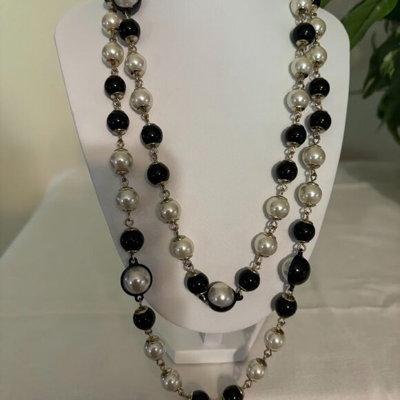 Anne Klein Black and White Pearl Necklace (43") and Bracelet (8") with 3 Strands - Picture 11 of 15